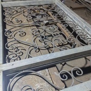 Export USA  French Glass Wrought Iron Railing Door Packing  Photos