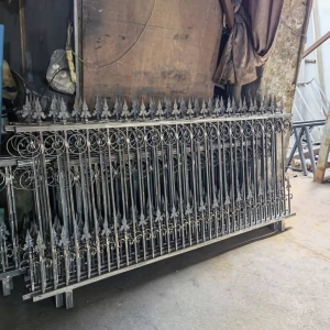 Export to USA fancy wrought iron fence  fabricate phtotos.