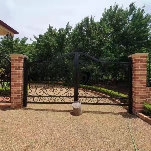 Australia customer installed wrought iron gates photos2