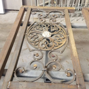 Hench luxury design wrought iron railing China factory  