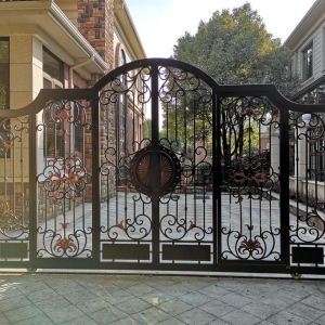 Wrought iron gates manufacturers China garden metal steel driveway swing sliding gate sppliers Hc-g32