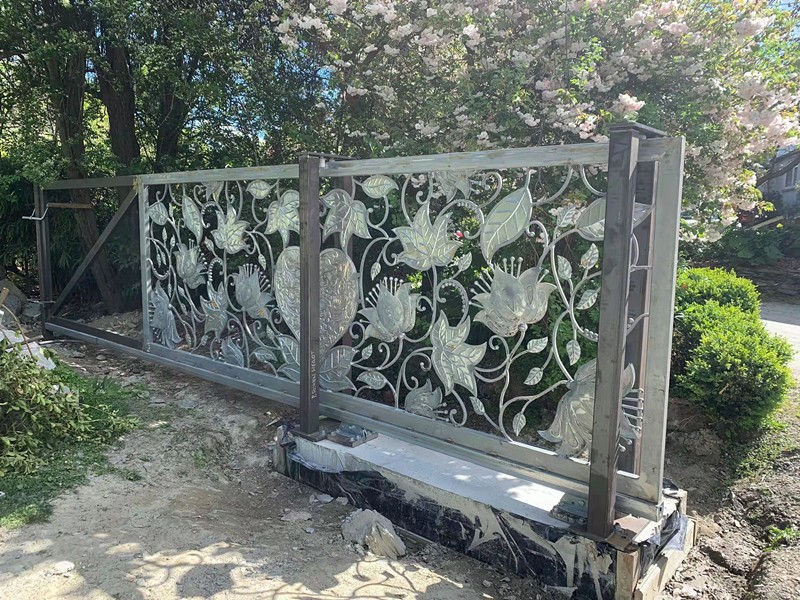 Wrought iron gates manufacturers China garden metal steel driveway swing sliding gate sppliers Hc-g33