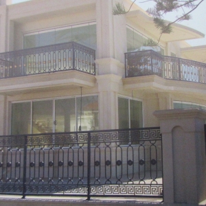 Wrought iron railings balustrades balcony manufacturers China garden metal steel railing sppliers Hc-r10