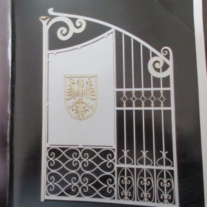 Wrought iron gates manufacturers China fancy driveway gate Hc-g7