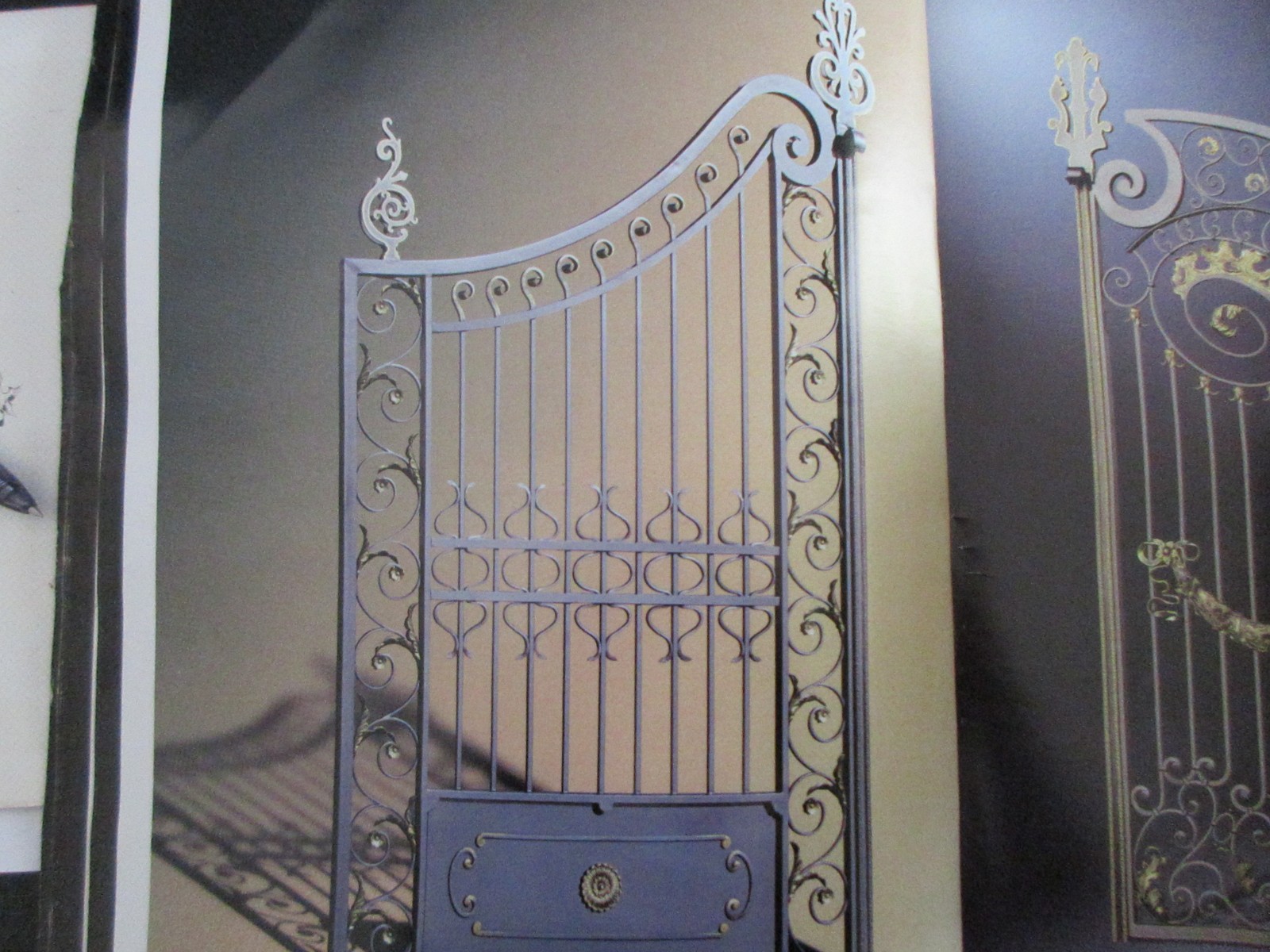 Wrought iron gate manufacturers China garden metal steel driveway swing sliding gates sppliers Hc-g24