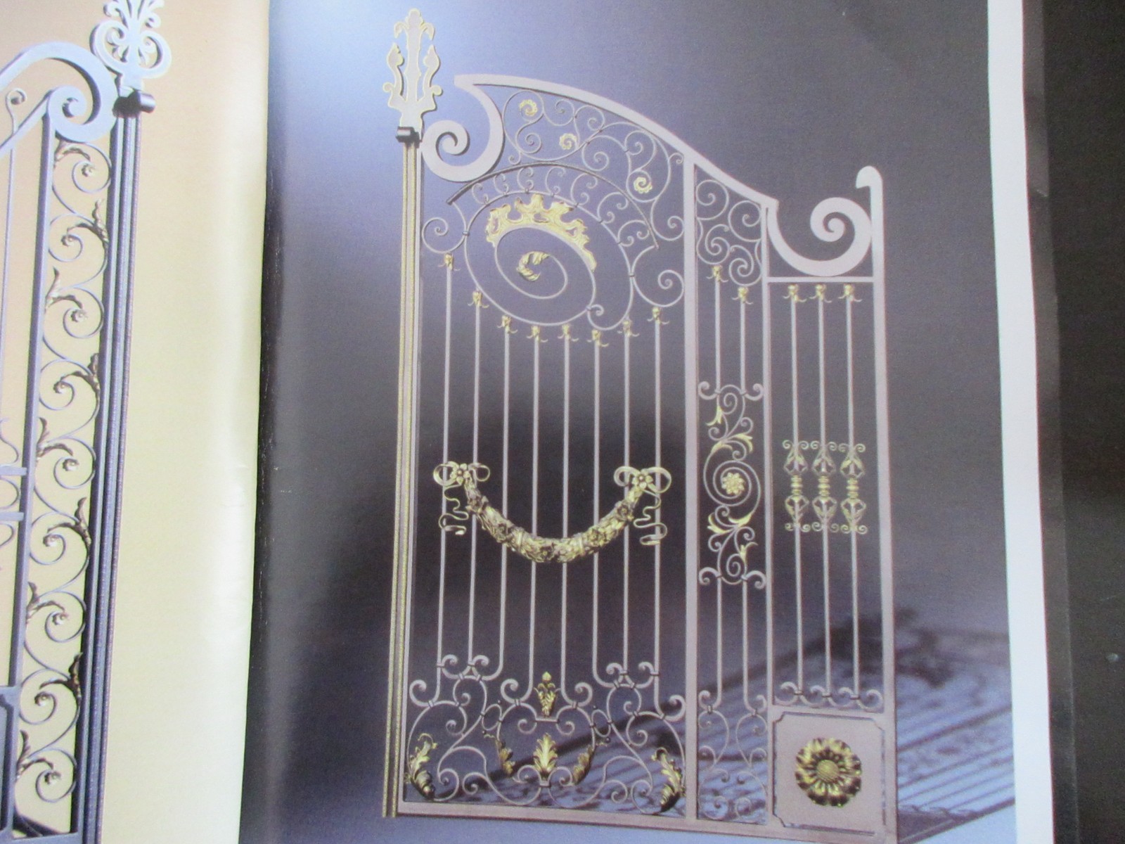 Wrought iron gate manufacturers China garden metal steel driveway swing sliding gates sppliers Hc-g25