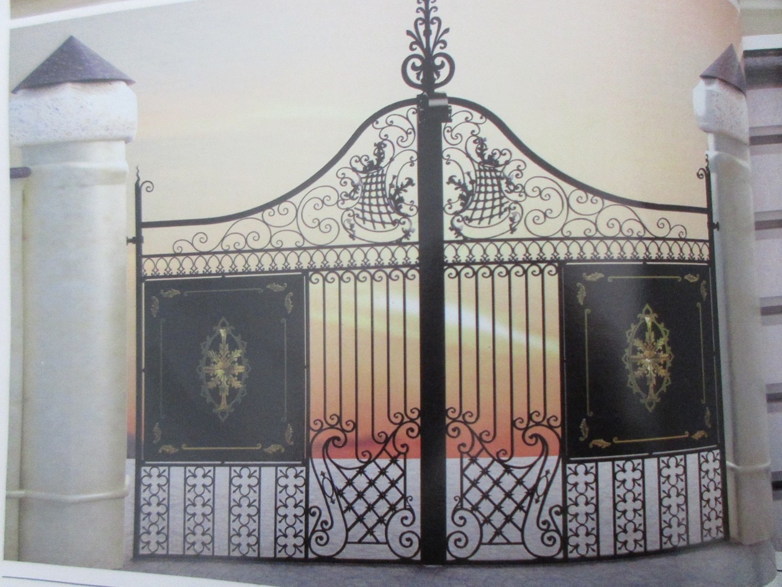 Wrought iron gate manufacturers China garden metal steel driveway swing sliding gates sppliers Hc-g28
