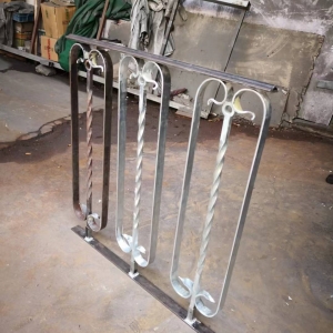 Hench wrought iron railing sample fabricate