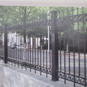 Wrought iron fence gates manufacturers China garden metal steel fencing driveway gate sppliers Hc-f3