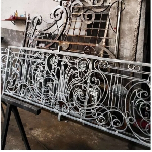 Aluminum Wrought Iron Railings Balustrades Balcony Manufacturers China Home Garden Metal Steel Railing China Factory Suppliers Hc-r27
