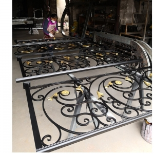 Aluminum Wrought Iron Railings Balustrades Balcony Manufacturers China Home Garden Metal Steel Railing China Factory Suppliers Hc-r33