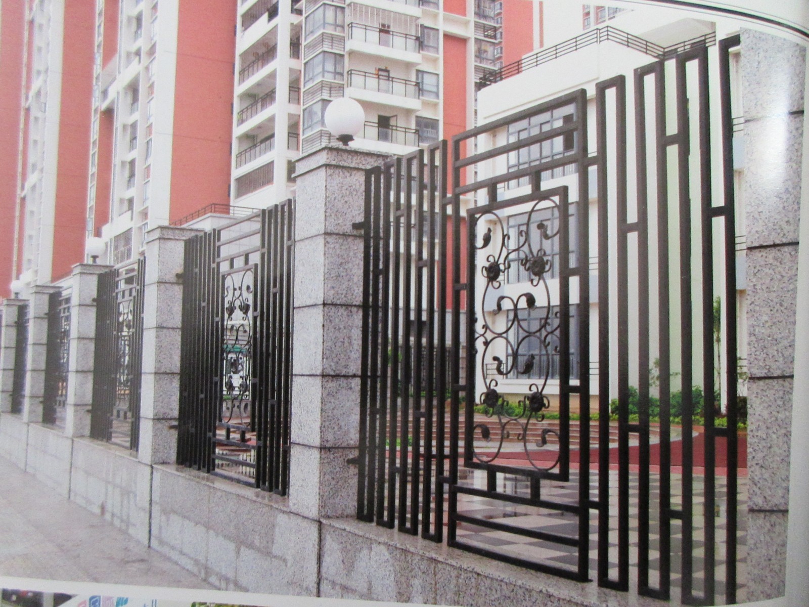 Wrought iron fence gates manufacturers China garden metal steel fencing driveway gate sppliers Hc-f12